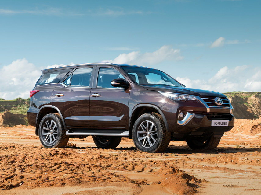 Коврики текстильные "Комфорт" для Toyota Fortuner II (suv / AN160) 2015 - Н.В., темно-серые, 5шт.